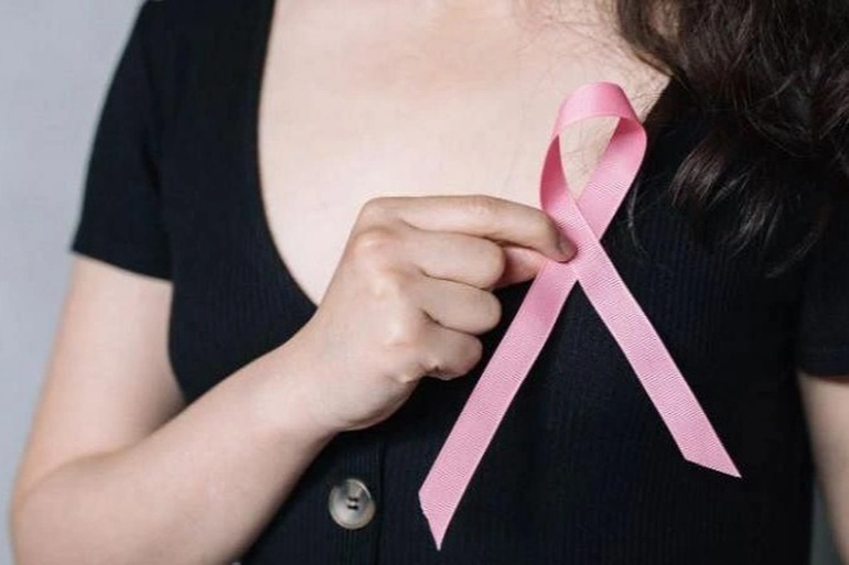 Những yếu tố nguy cơ gây ung thư vú chị em có thể chủ động phòng tránh - 1