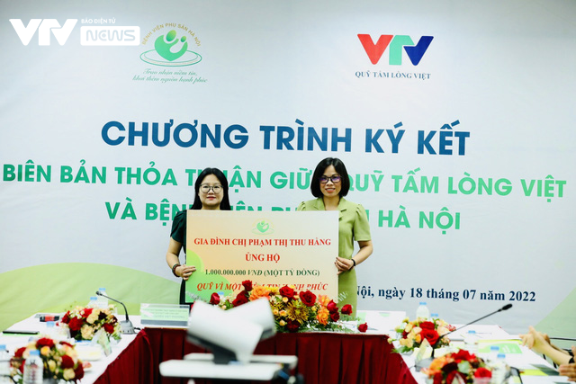 Quỹ Tấm lòng Việt và Bệnh viện Phụ sản Hà Nội ký kết dự án Vì một niềm tin về hạnh phúc - Ảnh 6.