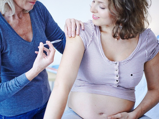 Tiêm vắc xin cúm cho bà bầu hiệu quả đến đâu?