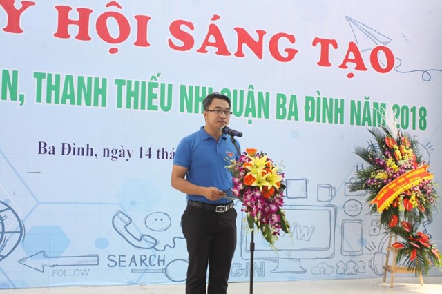 Đồng chí Nguyễn Ngọc Thắng, Bí thư Quận đoàn – Chủ tịch Hội LHTN quận Ba Đình, Hà Nội phát biểu tại ngày hội