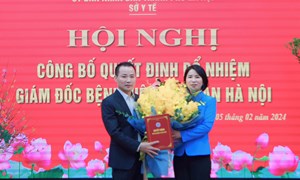 Công bố quyết định bổ nhiệm Giám đốc Bệnh viện Phụ Sản Hà Nội