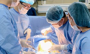 Bệnh viện Phụ sản Hà Nội phối hợp Bệnh viện Nhi Trung ương mổ lấy thai kịp thời cho trường hợp thai nhi 36 tuần rối loạn nhịp tim