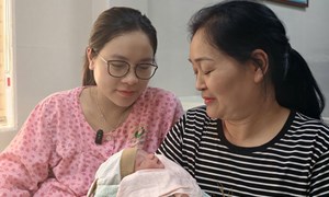 Hành trình vượt cạn trở nên nhẹ nhàng khi có sự đồng hành của đội ngũ y bác sĩ tận tâm