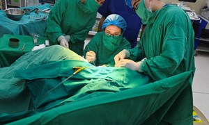 Phẫu thuật dị tật bẩm sinh cơ quan sinh dục cho bệnh nhi 11 tuổi