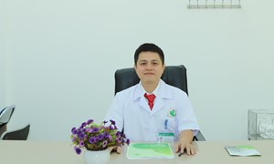 Bác sĩ sản phụ khoa giải thích hậu sản là gì và những vấn đề cần lưu ý