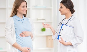 Đi khám thai trong mùa dịch COVID-19, bà bầu cần làm những gì?