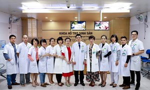 Đội ngũ y bác sĩ Khoa Hỗ trợ Sinh sản – Bệnh viện Phụ sản Hà Nội tận tâm với nghề