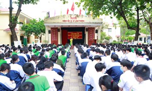 Truyền thông giáo dục sức khỏe sinh sản vị thành niên tại trường THCS Láng Thượng