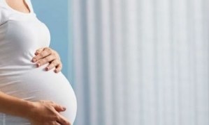Kỹ thuật truyền dịch ối kéo dài thời gian mang thai