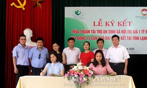 Ký kết thỏa thuận tài trợ 1 tỷ đồng xây nhà đại đoàn kết tại Lạng Sơn