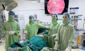 Nỗ lực bảo tồn khả năng sinh sản cho bệnh nhân 16 tuổi bị áp xe hai vòi tử cung