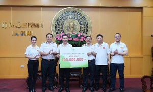 Từ hậu phương đến nơi đầu sóng: Bệnh viện Phụ Sản Hà Nội khám chữa bệnh và trao tặng quà cho cán bộ, chiến sĩ Vùng 4 Hải quân và thân nhân tại tỉnh Khánh Hòa