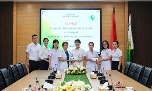 BỆNH VIỆN PHỤ SẢN HÀ NỘI TRI ÂN CÁN BỘ LÀ CON LIỆT SĨ NHÂN NGÀY 27/7