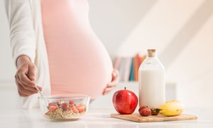 Dinh dưỡng trong giai đoạn thai 3 tháng giữa