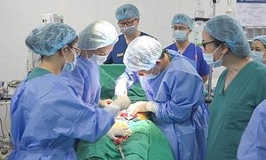 Những 'lần đầu tiên' ấn tượng và mang tầm thế giới của y tế Việt Nam 2020