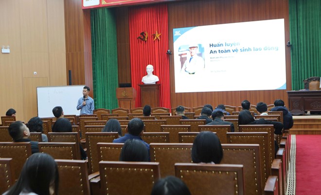 Bệnh viện Phụ Sản Hà Nội tổ chức huấn luyện an toàn vệ sinh lao động