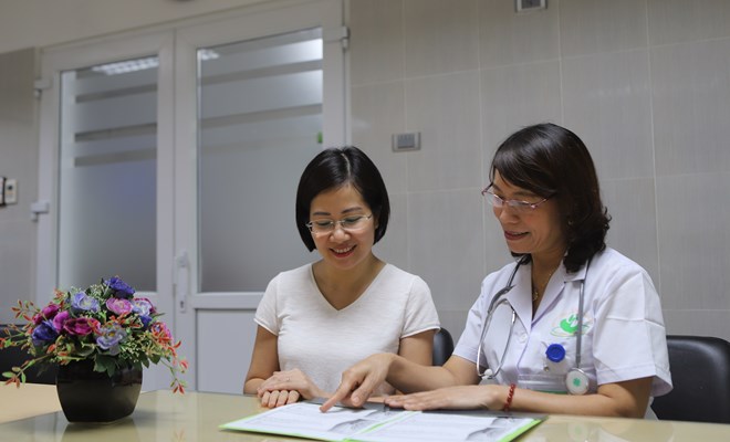 Vì sao sản phụ cần khám sàn chậu sau sinh?