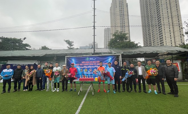 Giao lưu bóng đá chào mừng kỷ niệm 69 năm ngày Thầy thuốc Việt Nam