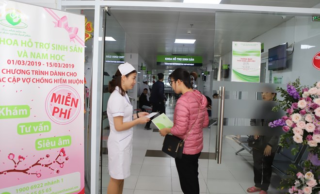 Bệnh viện Phụ sản Hà Nội chia sẻ và đồng hành cùng các cặp vợ chồng hiếm muộn