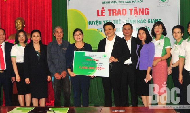 Hơn 1 tỷ đồng hỗ trợ xây nhà nhân ái cho hộ nghèo tại huyện Yên Thế