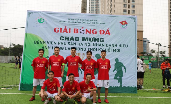 Khai mạc giải bóng đá mini chào mừng Bệnh viện Phụ Sản Hà Nội đón nhận danh hiệu “Anh hùng lao động thời kỳ đổi mới”