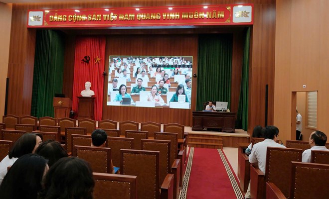 BỆNH VIỆN PHỤ SẢN HÀ NỘI TIẾP SÓNG TRỰC TIẾP HỘI NGHỊ TOÀN QUỐC QUÁN TRIỆT, TRIỂN KHAI NGHỊ QUYẾT TRUNG ƯƠNG 2 KHÓA XIV