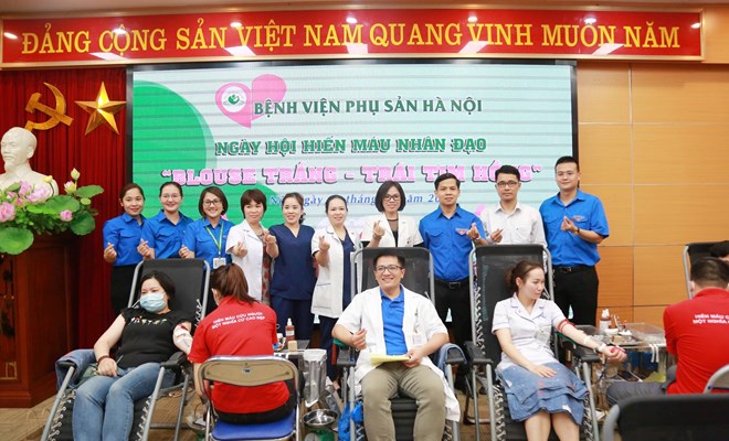Bệnh viện Phụ sản Hà Nội hết mình với hoạt động hiến máu
