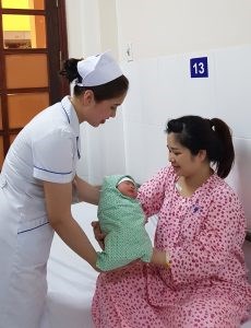 Quy trình giao nhận con sau sinh tại Bệnh viện Phụ Sản Hà Nội
