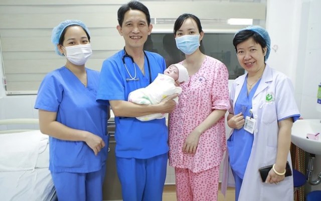 Sự sống kỳ diệu của các bé sinh non, có tuổi thai và cân nặng nhỏ nhất Việt Nam