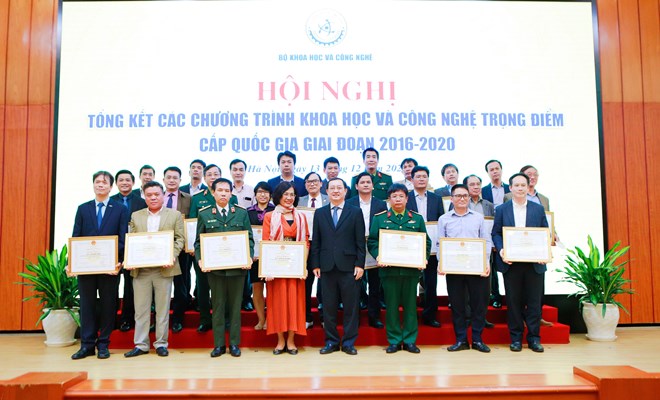 Đề tài cấp Nhà nước của Bệnh viện Phụ Sản Hà Nội được khen thưởng tại Hội nghị tổng kết các chương trình khoa học và công nghệ trọng điểm cấp quốc gia giai đoạn 2016-2020