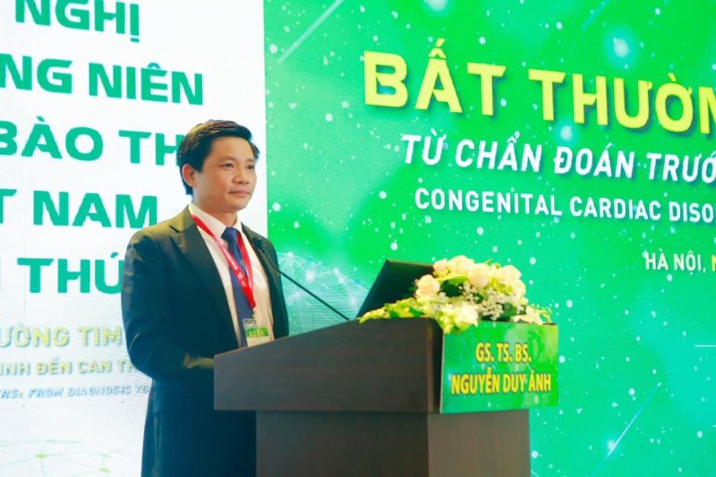 GS.TS Nguyễn Duy Ánh - Giám đốc Bệnh viện Phụ sản Hà Nội phát biểu tại hội nghị